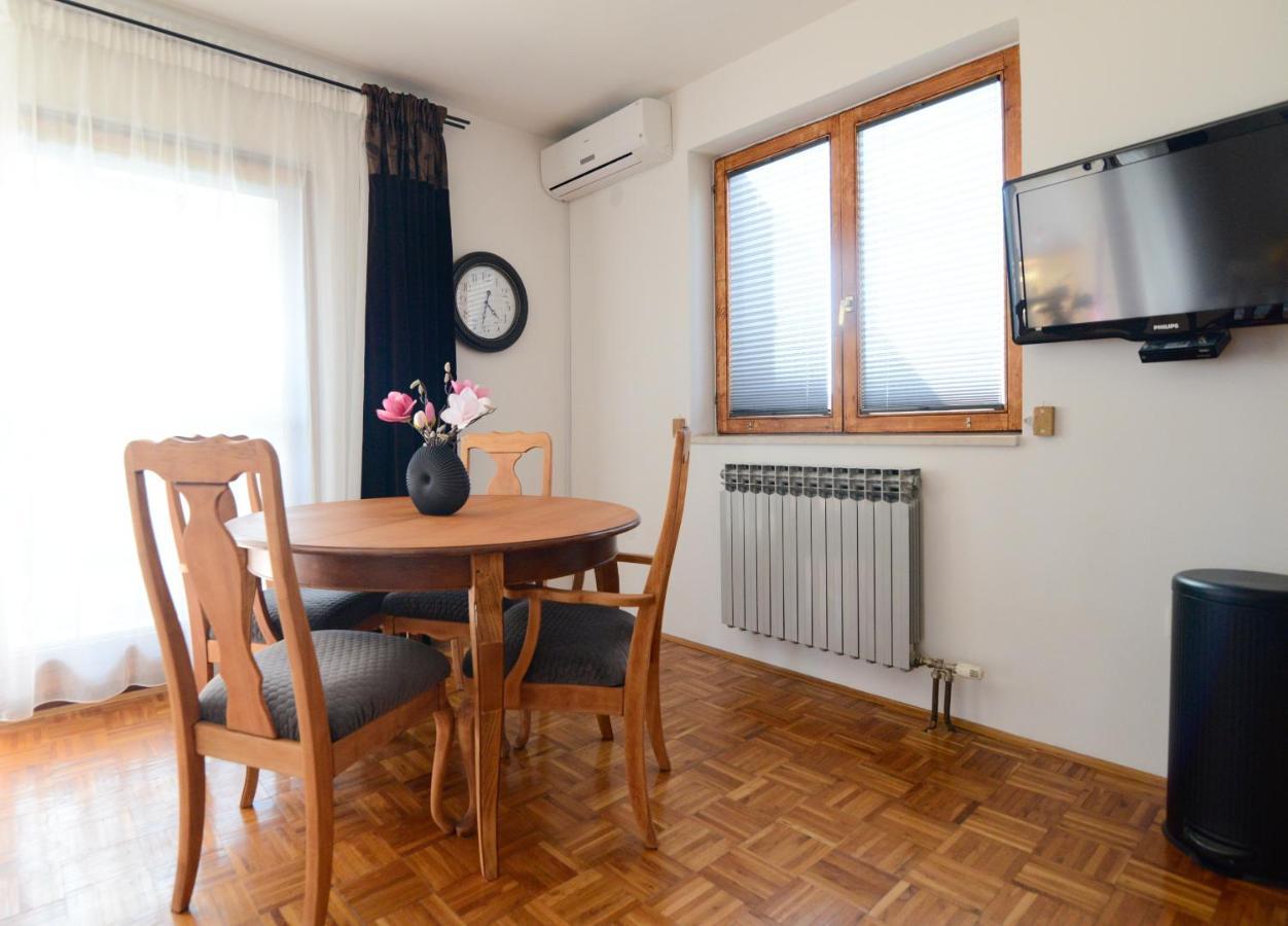 Apartment Glicinija Zadar Buitenkant foto