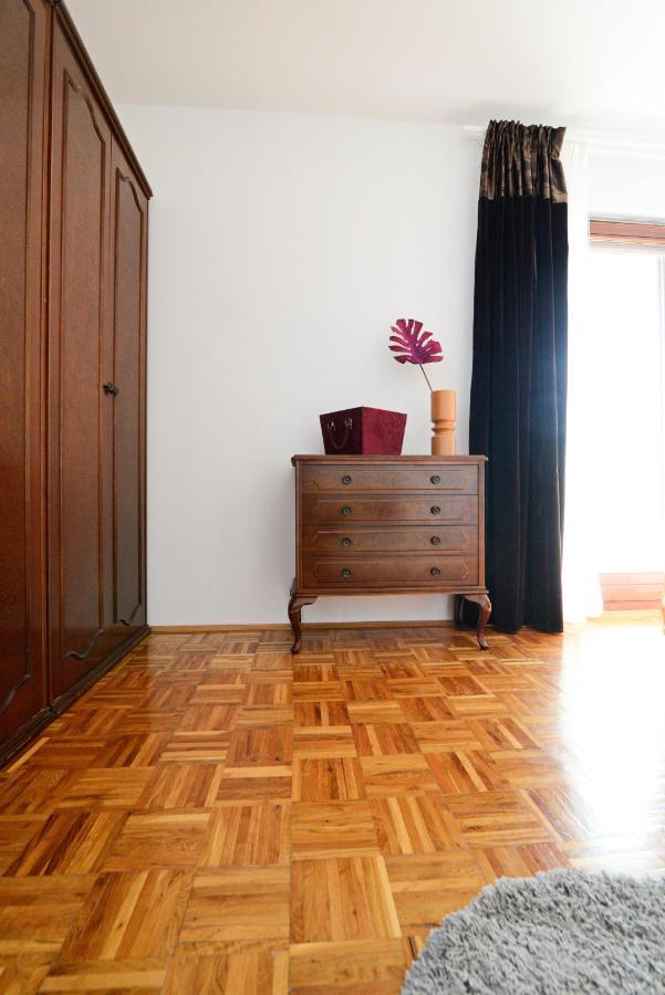 Apartment Glicinija Zadar Buitenkant foto